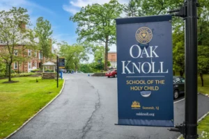 oak knoll